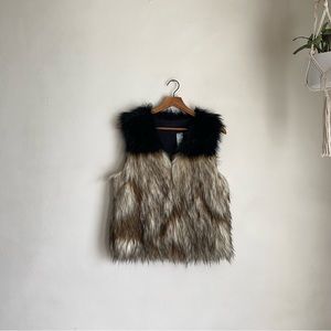 Talula Aritzia Park Slope Faux Fur Vest
